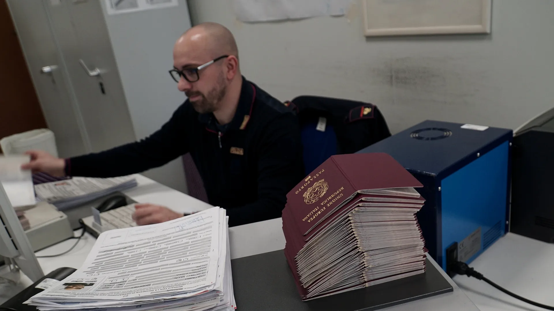 Como Entrar em Contato com Órgãos Públicos na Itália?