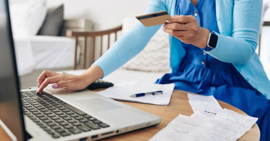 Como pagar boletos (bollettini postali) e contas básicas na Itália