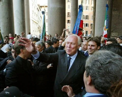 Por Que Só os Homens da Família Savoia Foram Proibidos de Retornar à Itália?