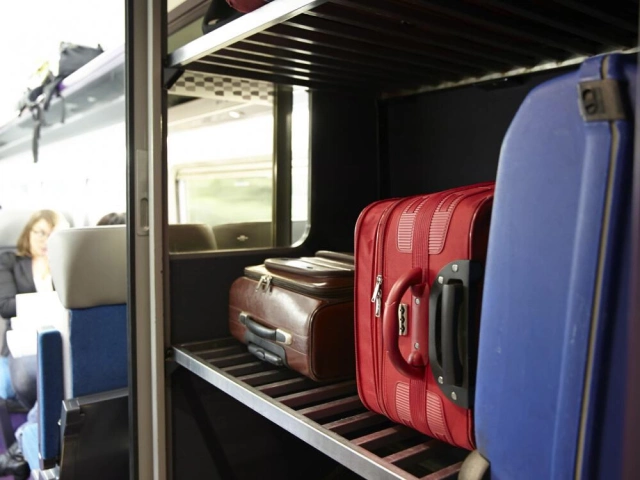 Viajando de Trem com Mala Grande? Tudo o Que Você Precisa Saber