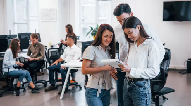 Incentivo à Contratação de Jovens: Governo Oferece Bônus de Até 650 Euros Mensais - Confira os Requisitos