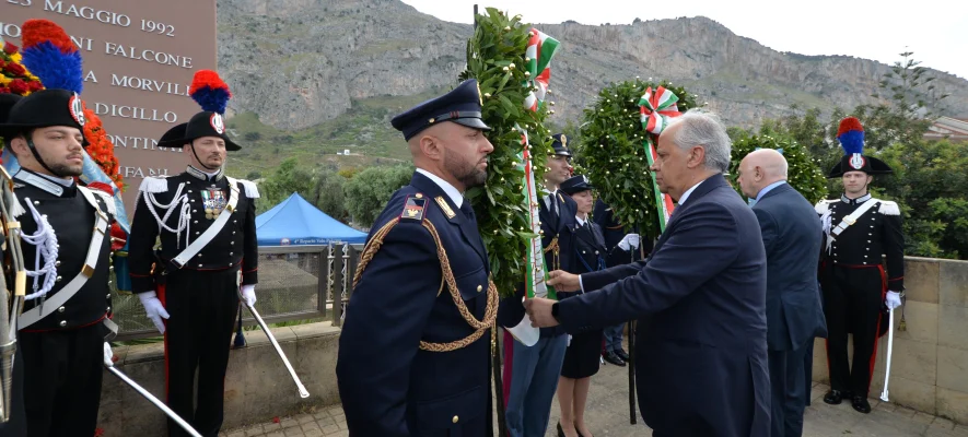 Ministro Piantedosi Recorda 33 Anos da Strage di Capaci em Palermo