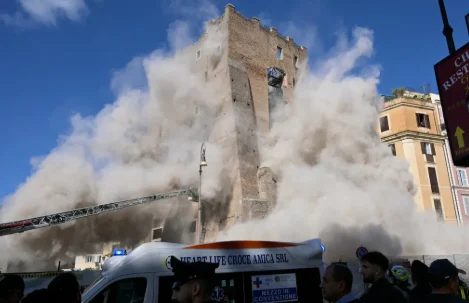 Tragédia em Roma: Torre medieval desaba e deixa operário preso sob escombros