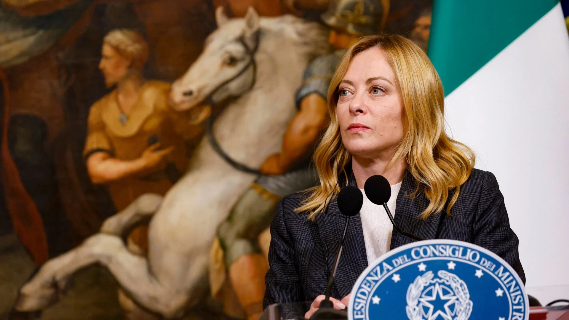 Governo busca consenso com oposição para aprovar Artigo 609-bis do Código Penal