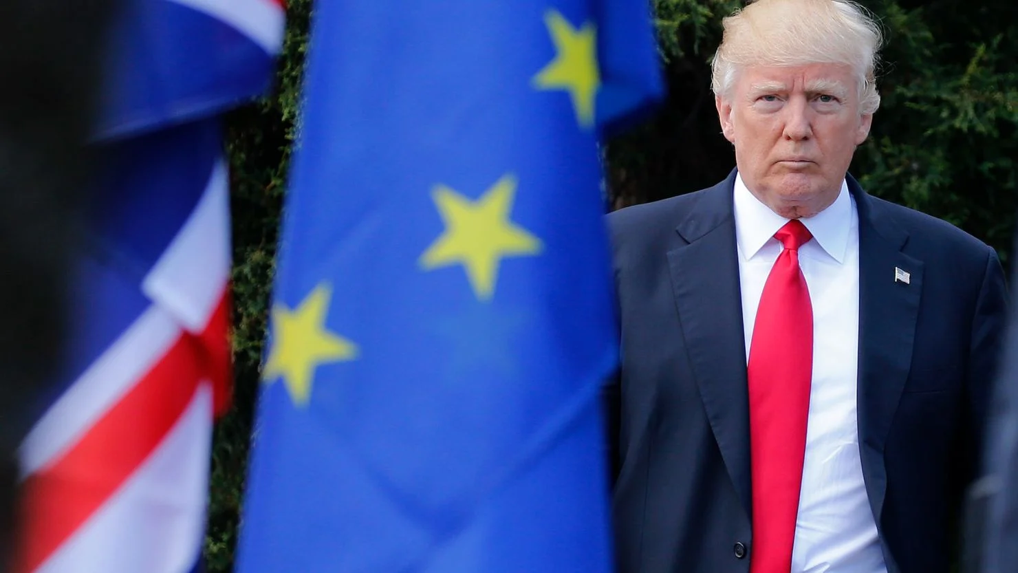 Alerta de Trump sobre futuro da Europa gera tensão transatlântica
