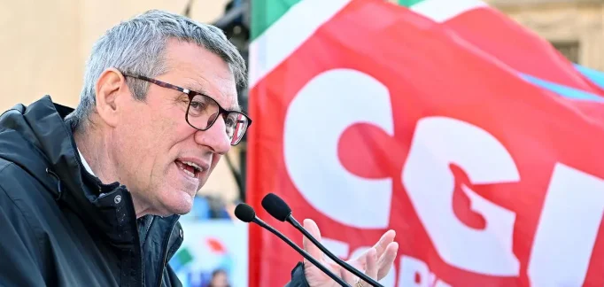 Greve geral da CGIL mobiliza milhares: 5.000 marcham em Gênova; trabalhadores da Almaviva lideram ato em Palermo