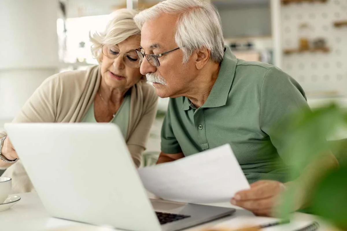 Pensão de Velhice em 2026: Requisitos Permanecem em 67 Anos e 20 de Contribuição