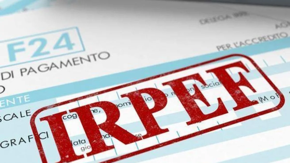 Manobra orçamentária: Corte do IRPEF, novidades em aluguéis curtos, bônus escolares e taxa sobre pacotes