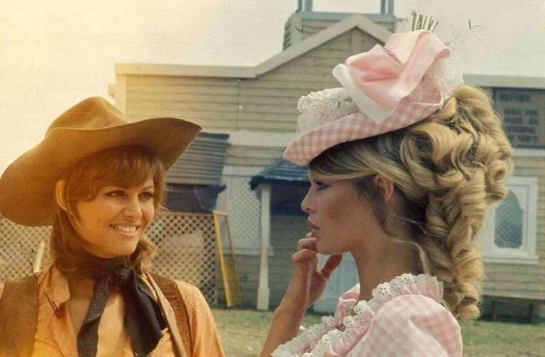 Addio Brigitte Bardot: leggendaria attrice francese, icona anni '60, attivista — rainews.it