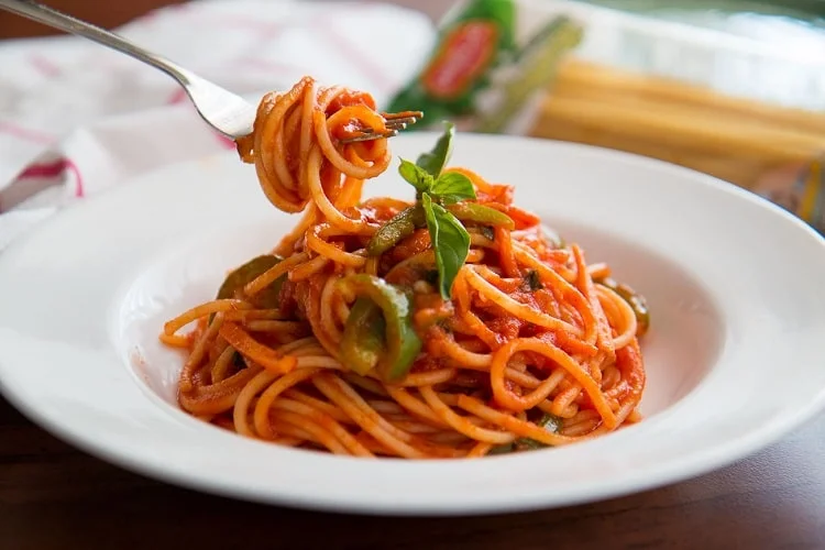 Dia Mundial do Macarrão: Celebrando a Herança Italiana e Sua Influência Global