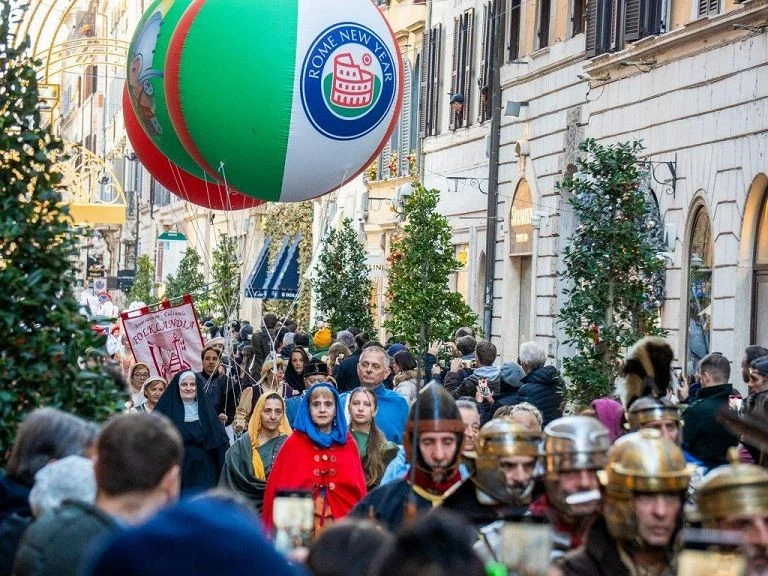 Rome Parade: 1° dell’anno tra le meraviglie del centro Roma con cultura, bande, gioia e spettacolo — rainews.it