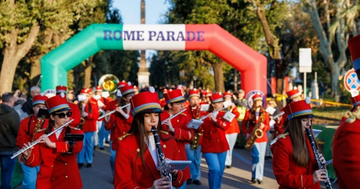 Rome Parade 2026: desfile de Ano Novo anima o centro histórico de Roma com bandas, folclore e espetáculo