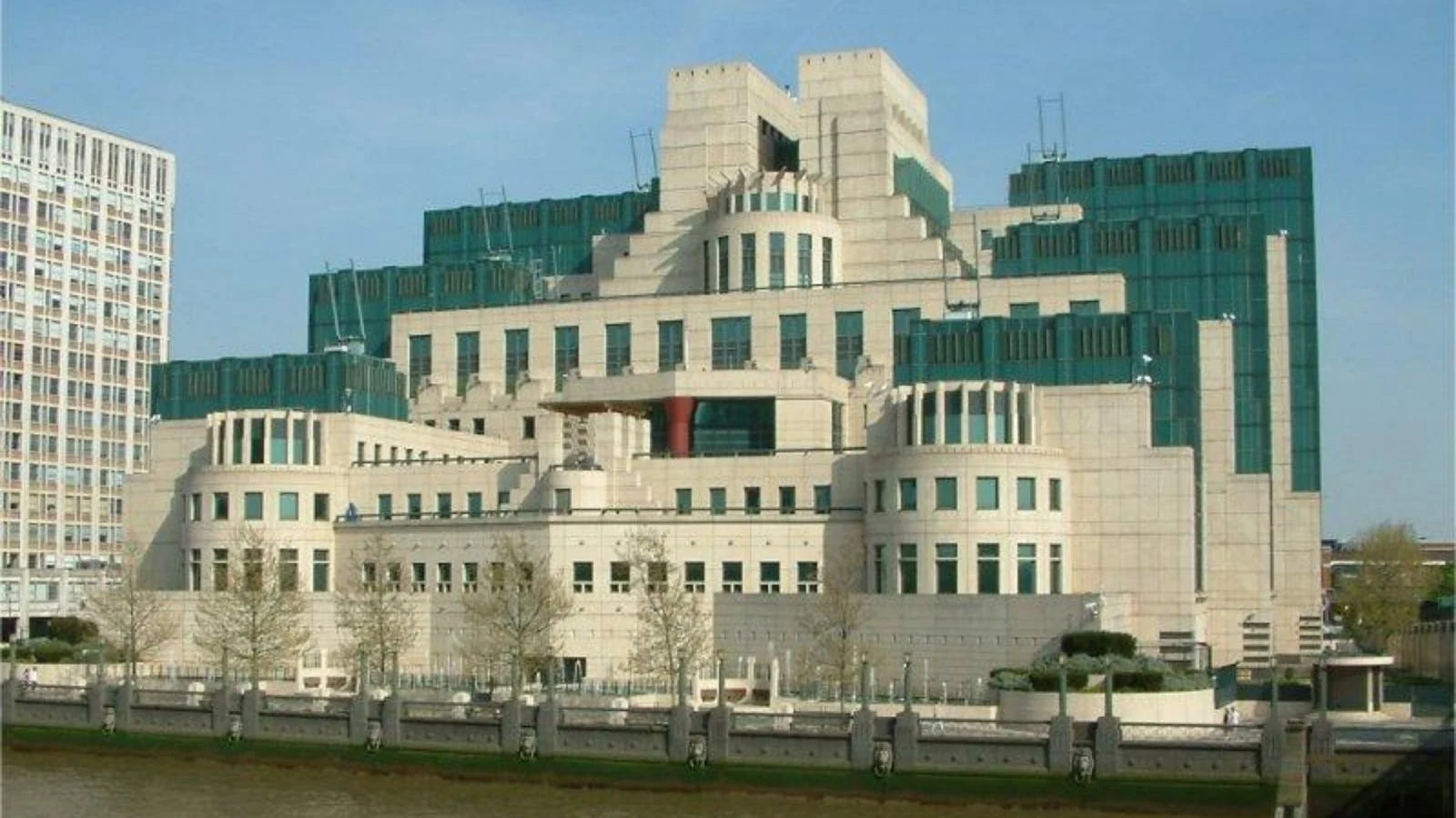 Por que a intelligence é uma necessidade social na era da desinformação — Entrevista com Mario Caligiuri