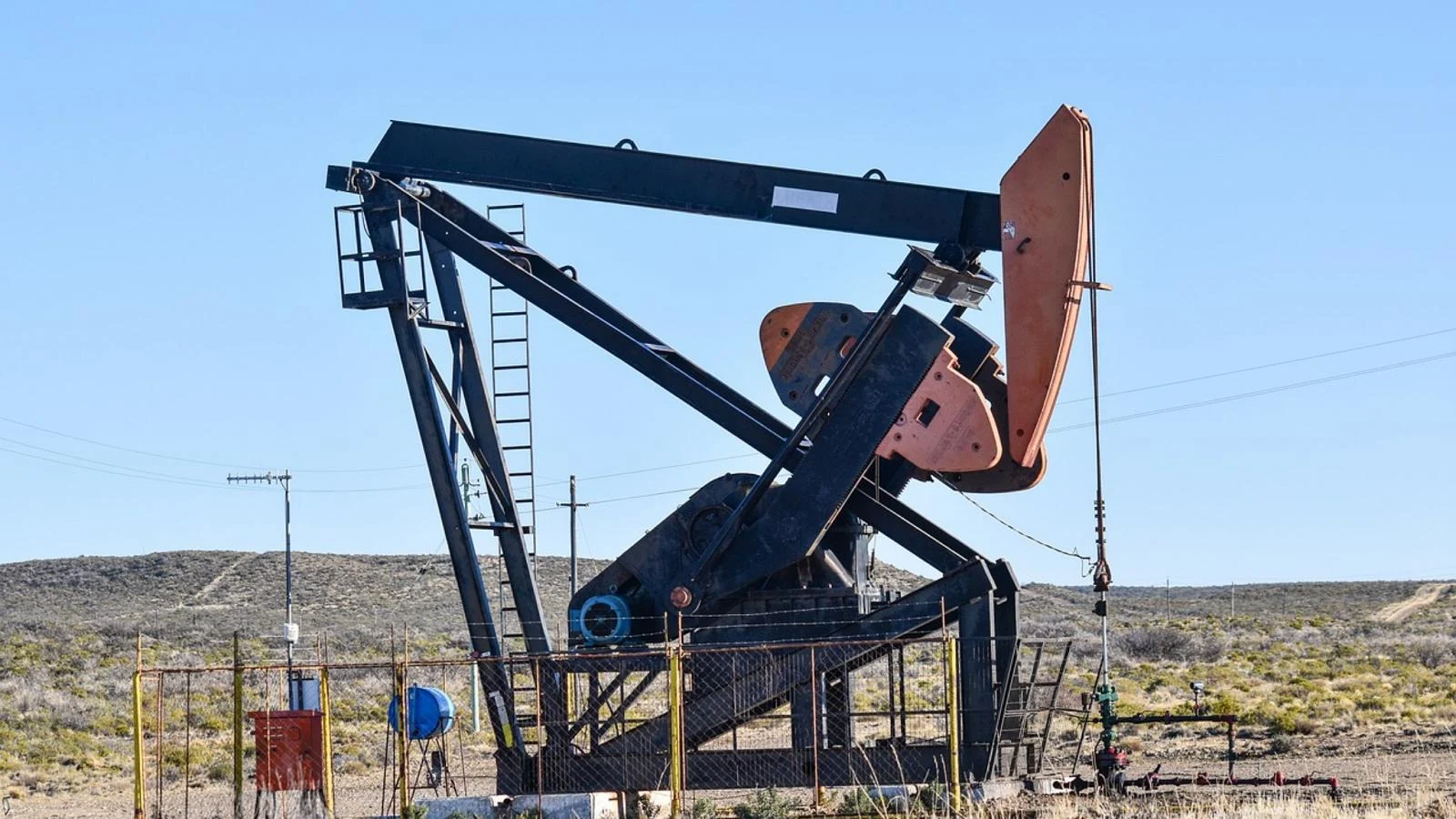 Crise na Venezuela: Federpetroli alerta para fortes oscilações nos preços dos combustíveis após ação dos EUA