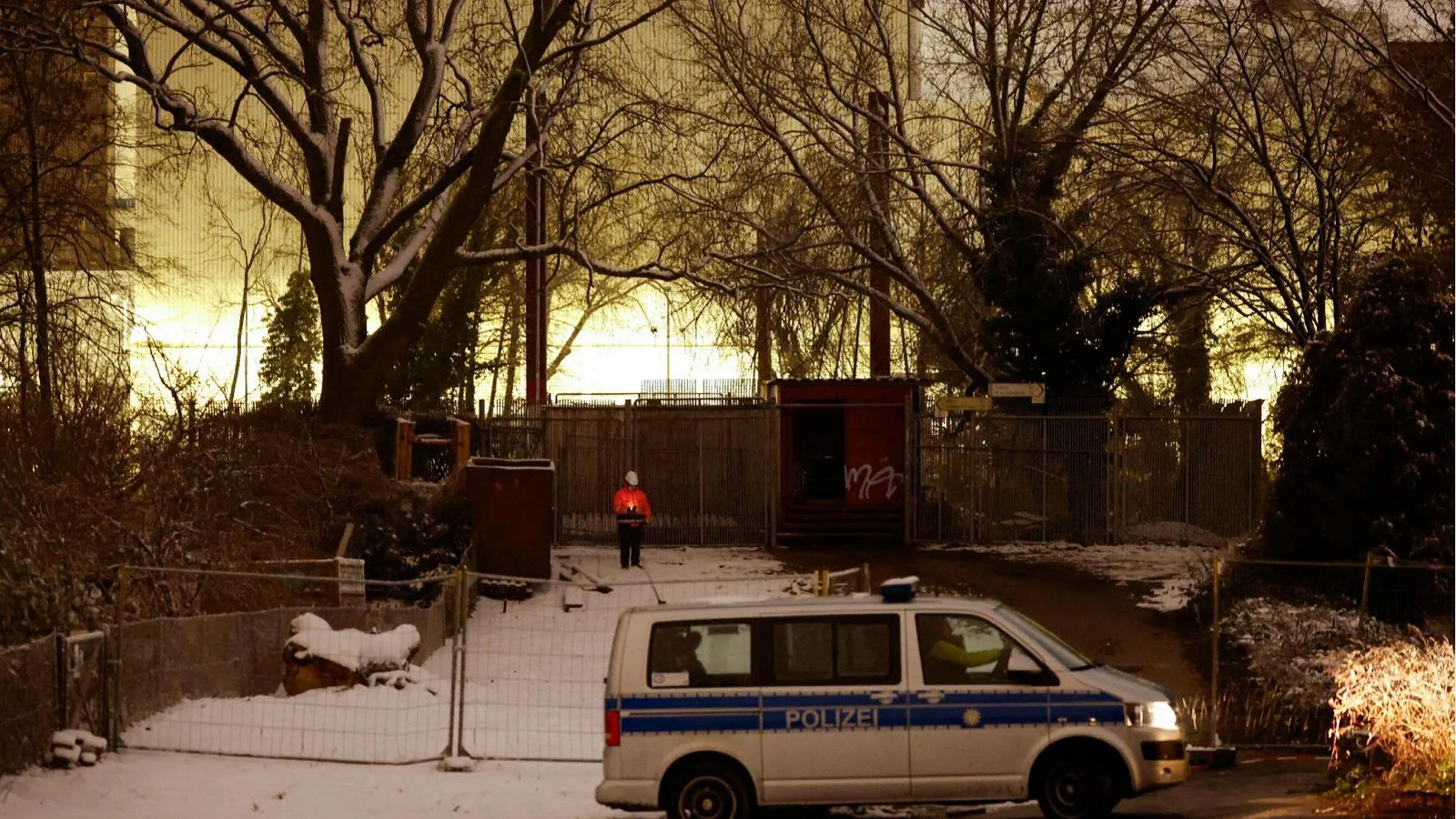 Blackout em Berlim: polícia investiga incêndio doloso em cabos elétricos que deixou 45.000 sem energia