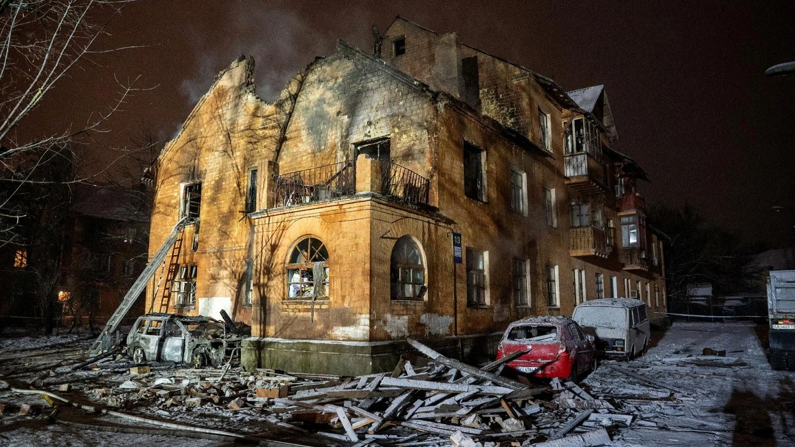 Noite de ataques russos: balísticos atingem Kiev e Kharkiv; Washington fala em perigosa escalada com "Oreshnik"