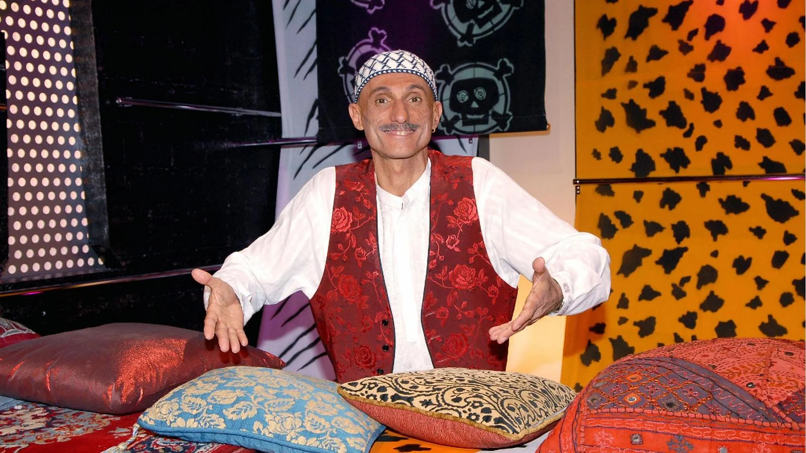 Morre Luciano Manzalini, do duo cômico Gemelli Ruggeri, símbolo do cabaret bolognese