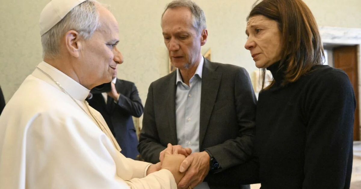 Pai de uma das vítimas diz: “Só de pensar nos erros da Suíça sinto dor imensa” após encontro em Palazzo Chigi