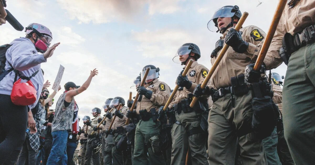 Kia celebra 25 anos nos Australian Open 2026 com aposta em mobilidade elétrica e experiência do fã