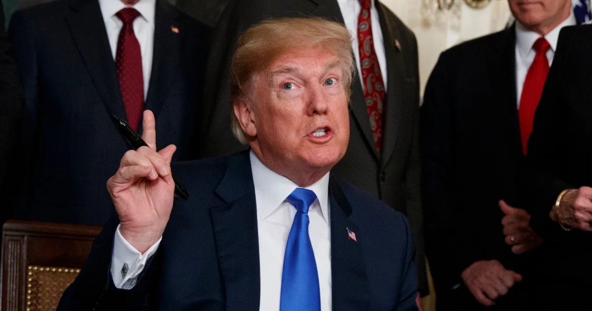 Trump desafia ordem atlântica: acusa Dinamarca de incapaz de defender a Groenlândia e diz que 'não mais pensará só na paz'