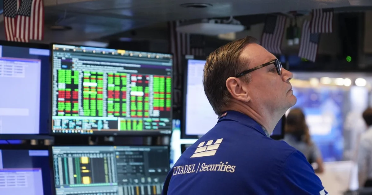 Novos dazis dos EUA abalam bolsas europeias; só investidores em defesa sorriem