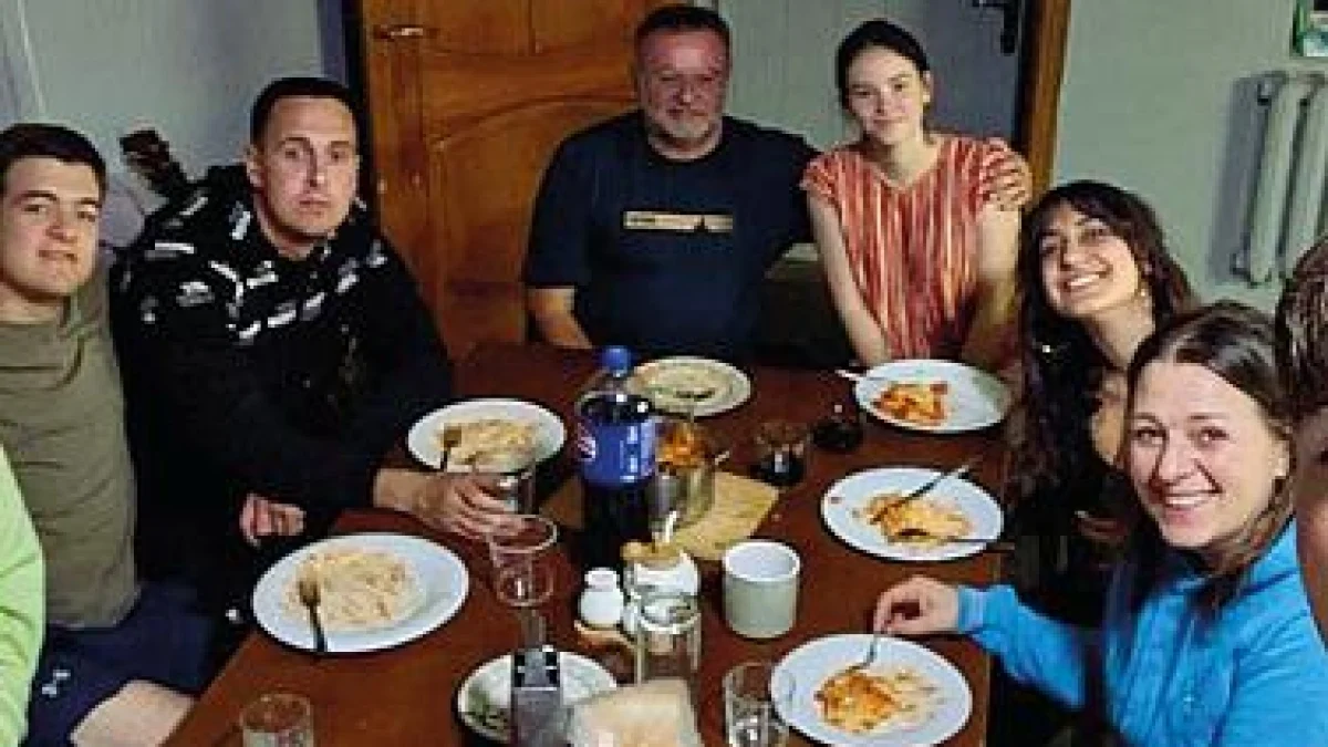 Cristina Castronovi: voluntária de Taranto que ilumina caminhos na Ucrânia