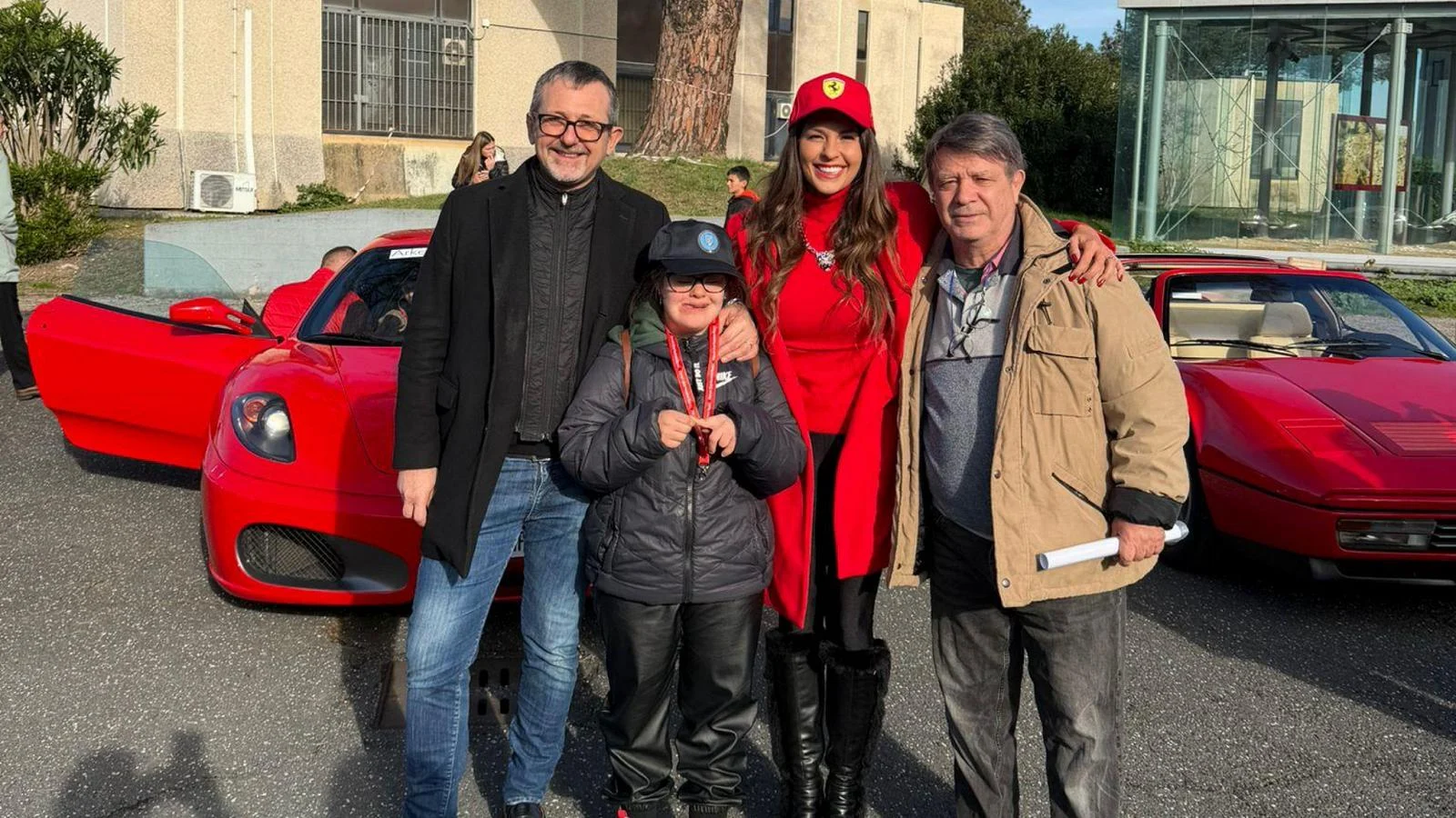 Roma iluminada de vermelho: o Ferrari Christmas Day que acelerou sorrisos, inclusão e legalidade