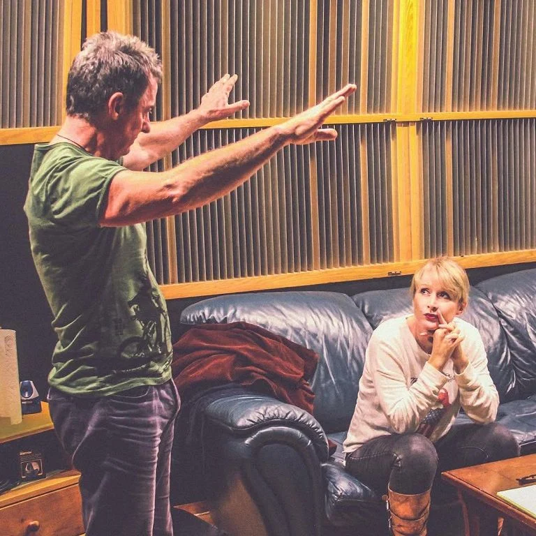 Morto Robert Hirst, batterista e "cuore pulsante" dei Midnight Oil — rainews.it