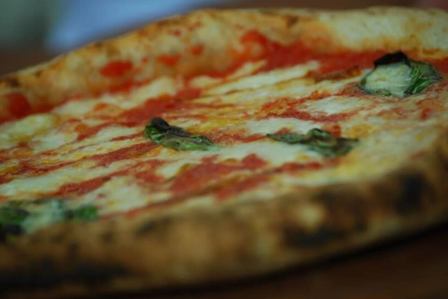 Dia Mundial da Pizza: 10 milhões de famílias italianas preparam a pizza em casa