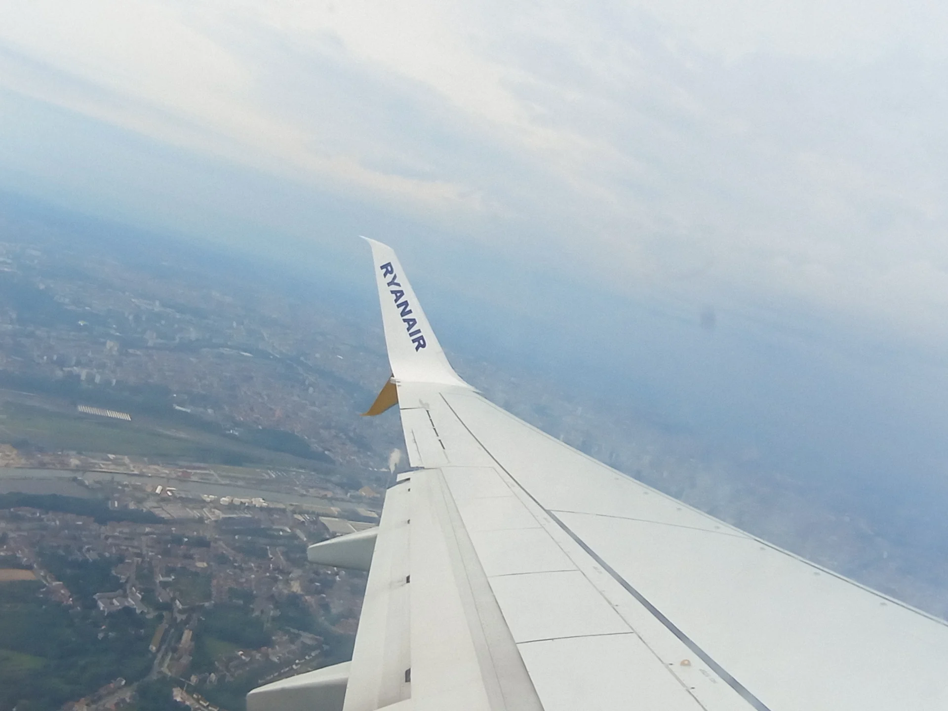 Parlamento Europeu amplia direitos dos passageiros: trolley gratuito e reembolsos mais rápidos