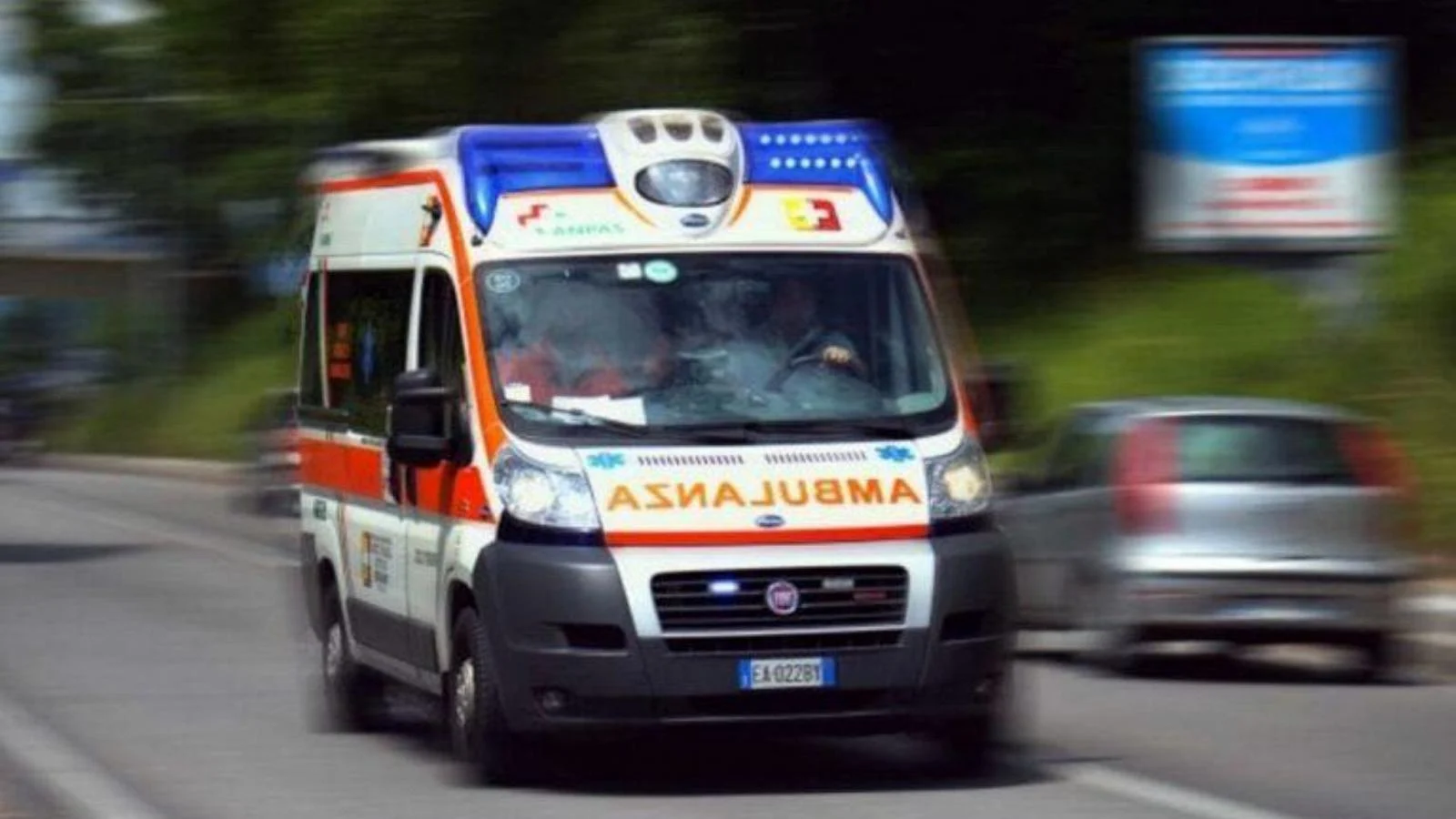 Operário de 25 anos morre preso em maquinário de feno em Brusasco (TO)