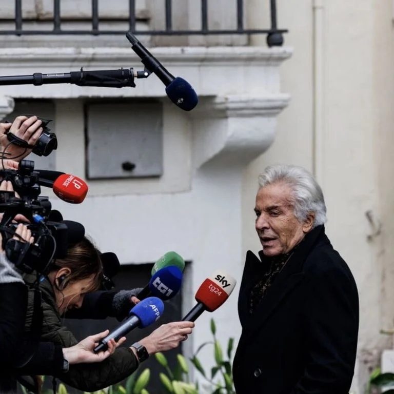 Il compagno di Valentino: "Le sue ultime parole? Ti amo" — agi.it