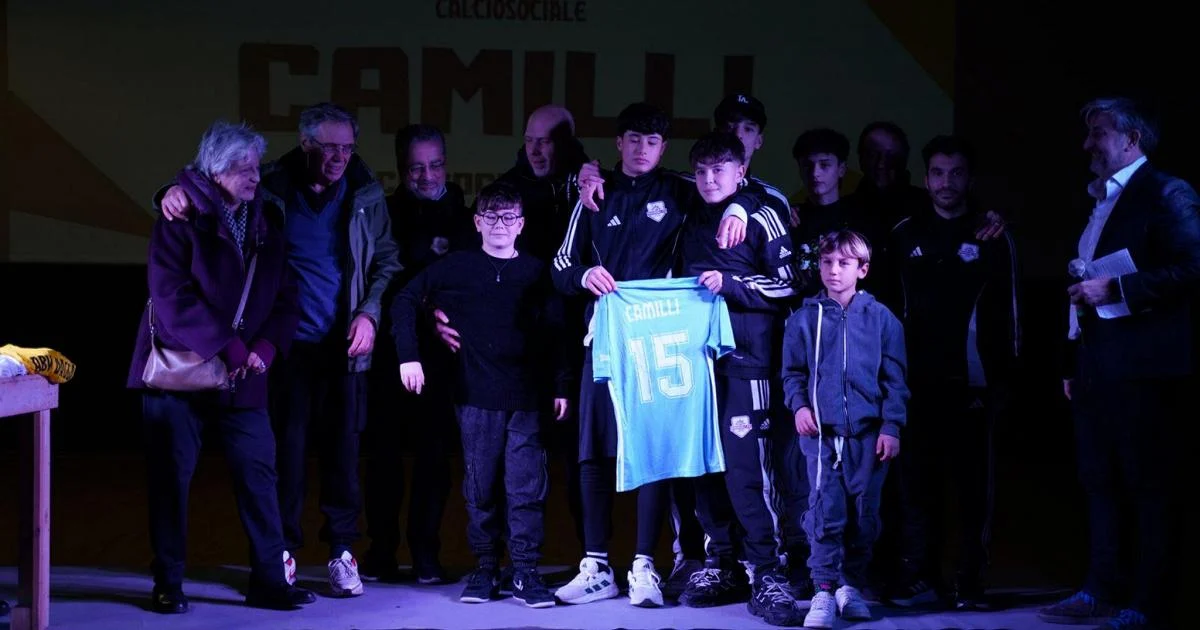 Calciosociale homenageia jornalistas e reforça a importância da liberdade de imprensa em Corviale