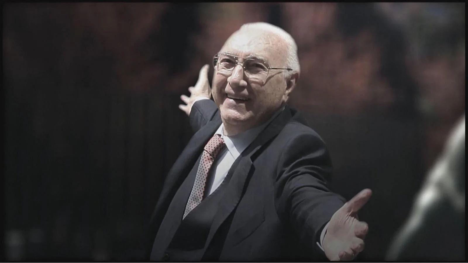 Herança de Pippo Baudo: 10 milhões de euros permanecem sem aceitação formal pelos herdeiros