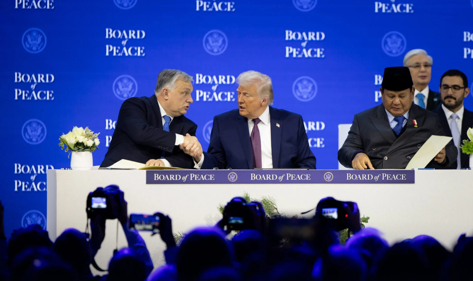 Líderes europeus adotam cautela com o Board of Peace de Donald Trump — exceção de Orbán