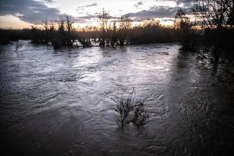 Mau tempo com duplo ataque no fim de semana: Neve até na planície no Noroeste da Itália