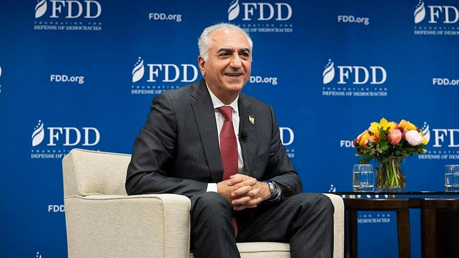 Irã: o paradoxo Pahlavi — pode um príncipe unir a oposição contra os aiatolás?