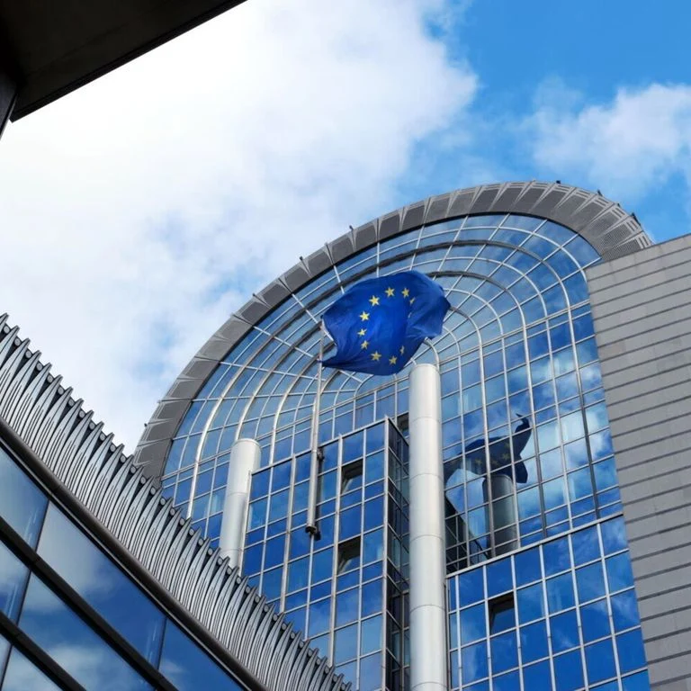 Vertice Ue‑India a Nuova Delhi: accordo di libero scambio “più vicino che mai” — agi.it