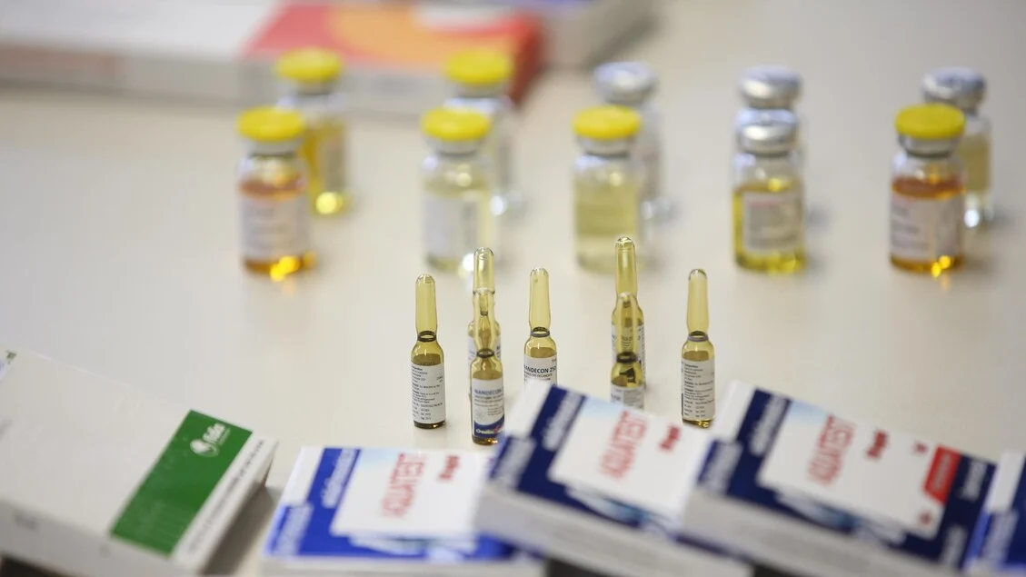 Abuso de anabolizantes eleva risco de tumores no fígado; mais casos em menores de 40