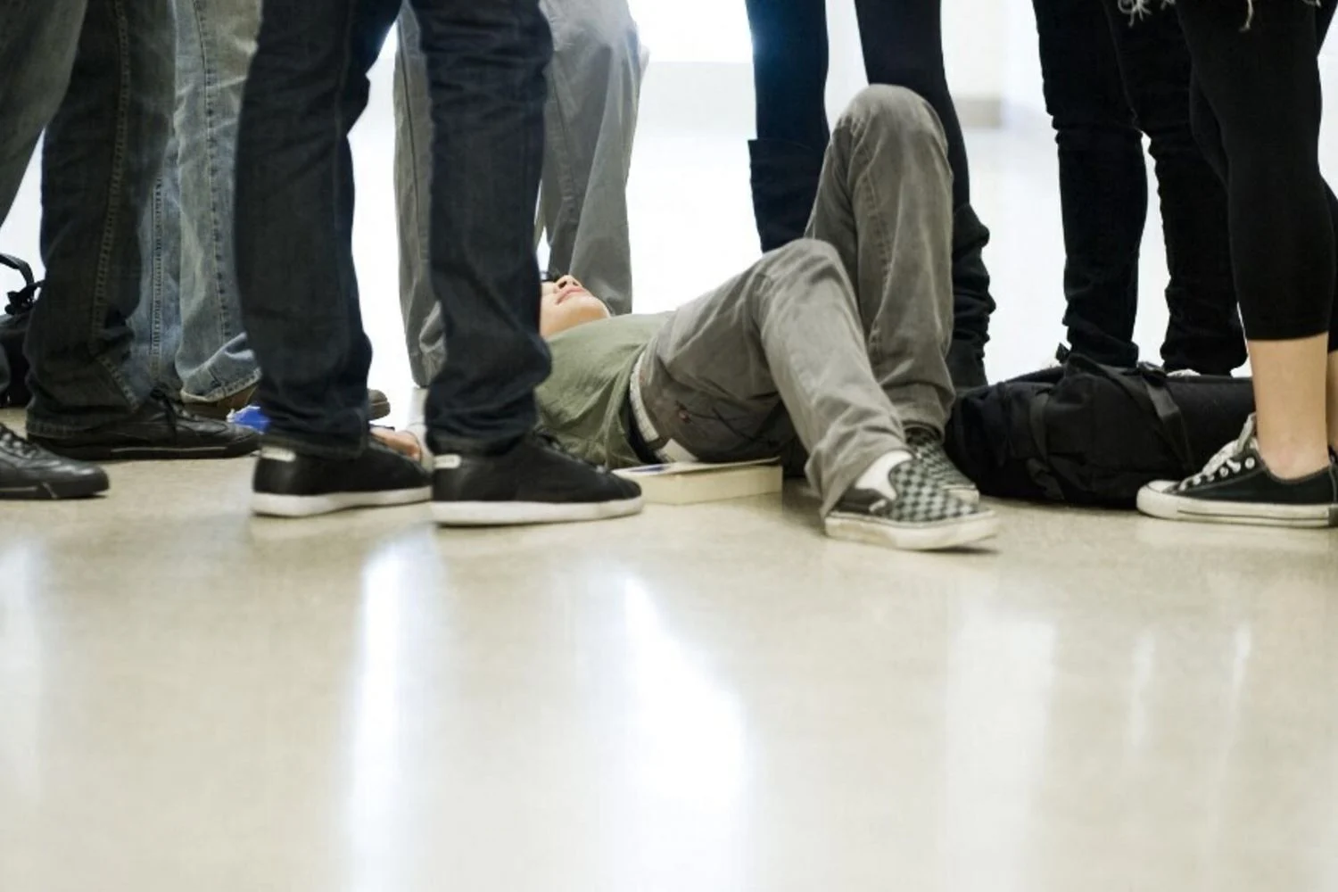 Tribunal de Lecce condena escola e Ministério a pagar €6.162 por caso de bullying