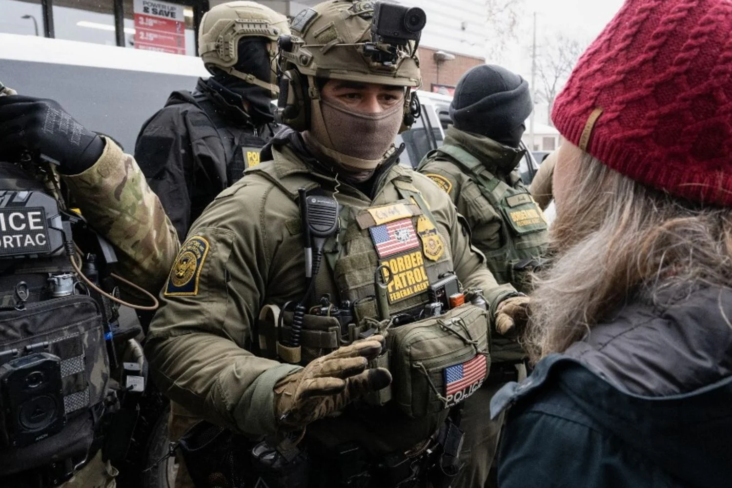 ICE e Border Patrol: diferenças fundamentais por trás das operações que incendiaram Minneapolis