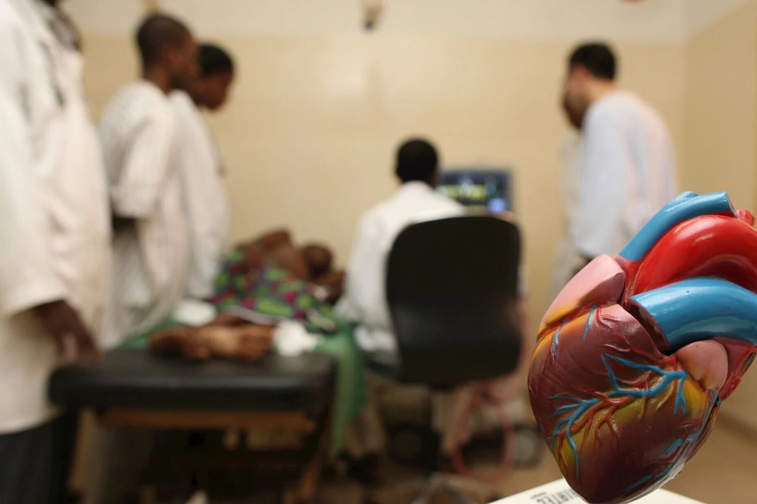 Medicamentos para a gota reduzem risco de infarto e AVC, indica estudo