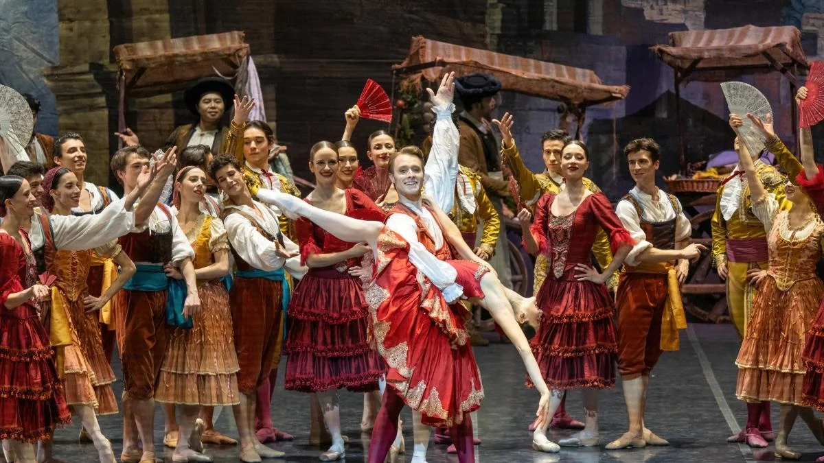 Balleto della Scala encanta Pequim com o «Don Chisciotte» de Nureyev e recebe dez minutos de aplausos