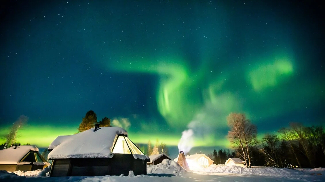 Auroras boreais de recorde no Grande Norte: Finlândia lidera e onde ver em 2026