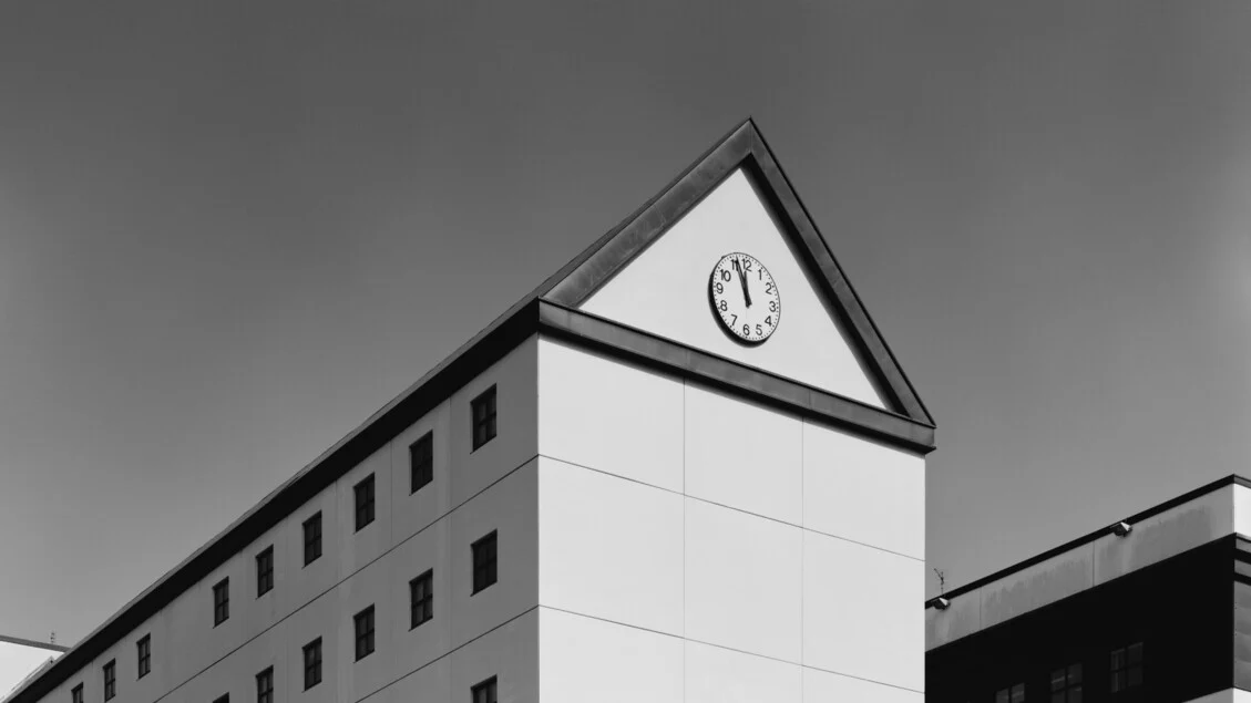 Milão celebra a Metafísica: de Giorgio de Chirico a Gio Ponti em 'Modernità e malinconia'