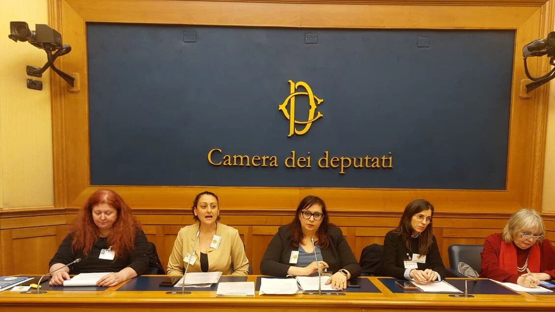 Cuidador familiar pede reconhecimento: salário digno, contribuições e proteção social na Câmara