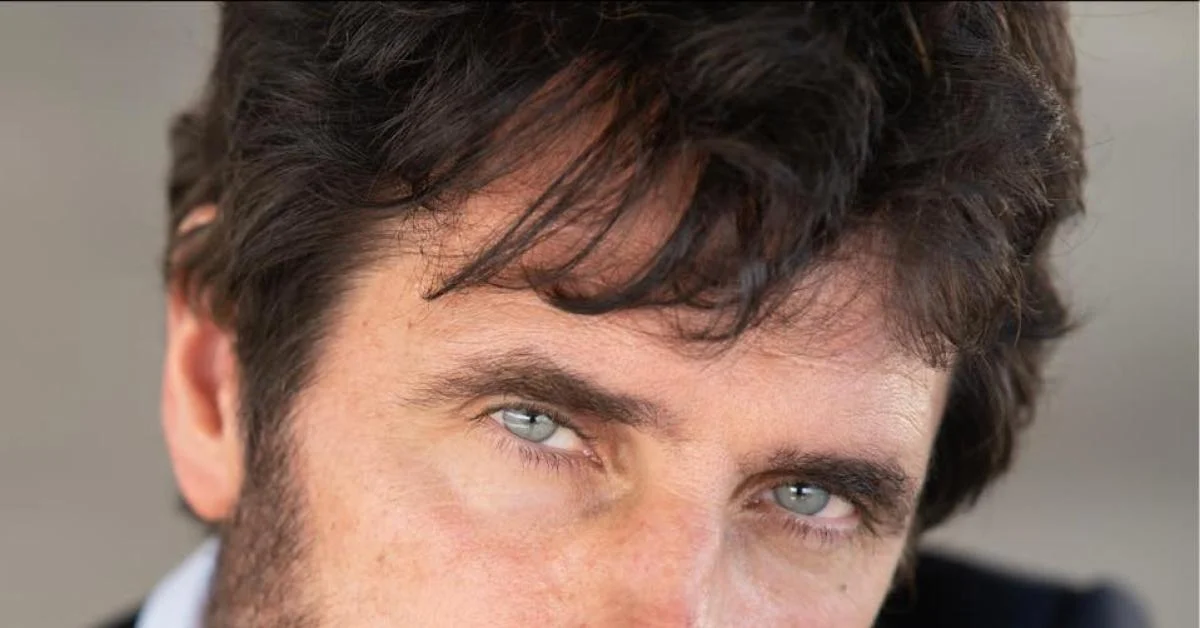 Milano Libera: Massimiliano Lisa apresenta candidatura em Milão e coloca segurança e relações UE-Rússia no centro do programa