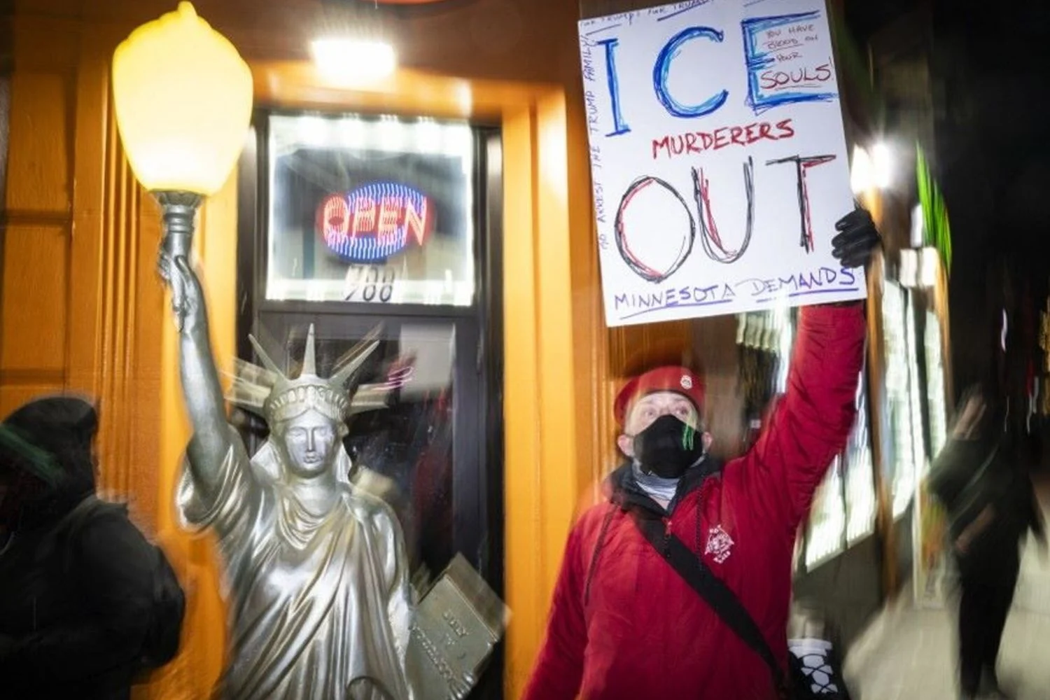 Juiz federal barra prisões de refugiados no Minnesota e determina liberação na Operação PARRIS