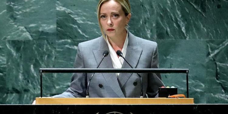 Migrantes: Giorgia Meloni na ONU: “É necessária uma guerra global contra os traficantes”