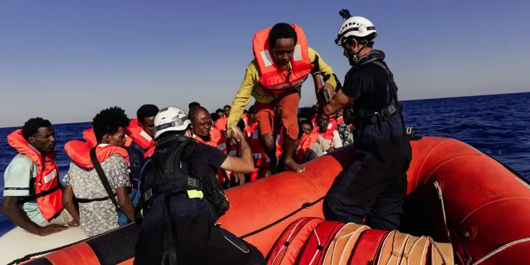 Meloni Reconhece Limitações na Gestão da Imigração Irregular